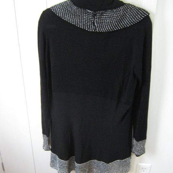 2 piece Belldini cardigan and tank top black and silver size large - Picture 10 of 10